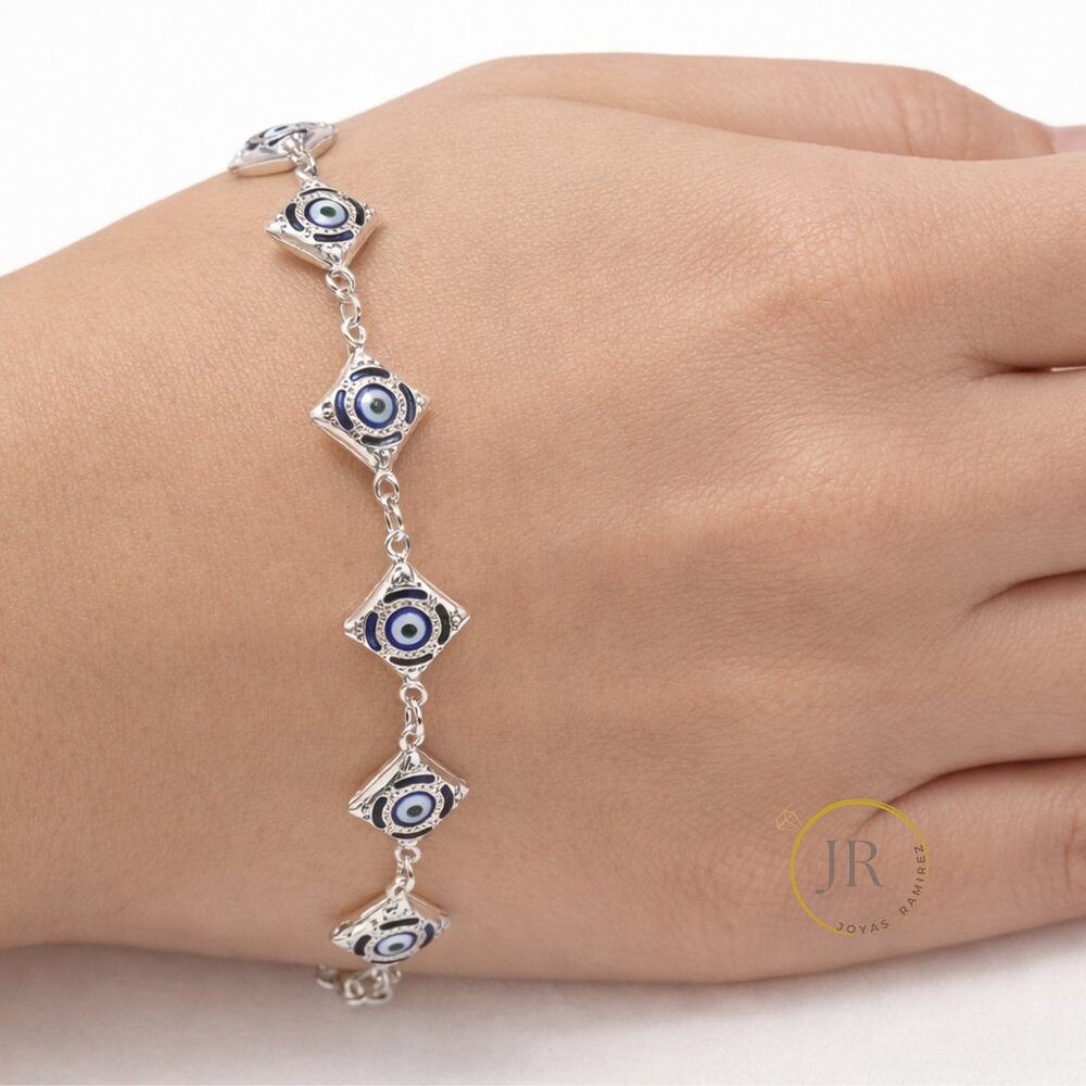Lucky Evil Eye Bracelet in .925 Sterling Silver • Light Blue Eyes - Picture 2 of 6